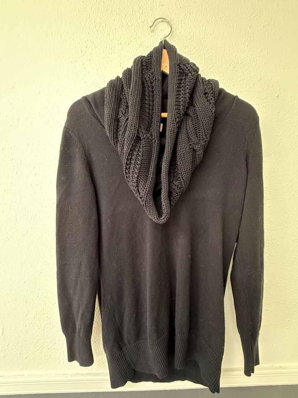 Michael Kors Men's Black Crewneck Textured Knit Sweater